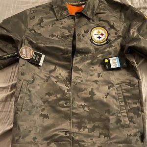 Pittsburgh Steelers camo water resistant jacket